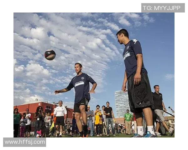上海羽毛球队转型之路与欧冠足球的精彩交汇与启示